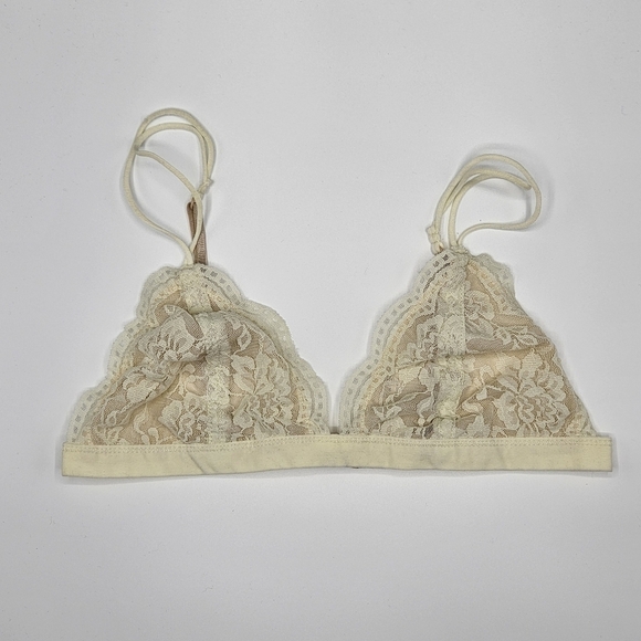 NWOT Out From Under lace bra size large - Picture 1 of 10